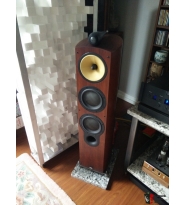B&W 804 Speaker pair